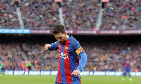 Striker Barcelona, Lionel Messi dalam suatu laga di Camp Nou.