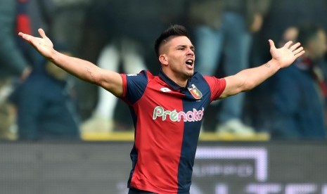 Striker Genoa, Giovanni Simeone.