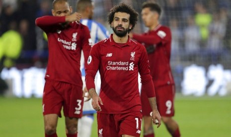 Striker Liverpool, Mohamed Salah (tengah) 