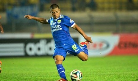 Striker Persib Tantan