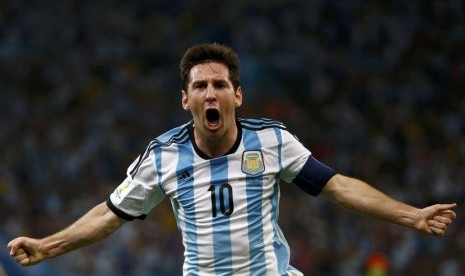 Striker Timnas Argentina, Lionel Messi, meluapkan kegembiraannya usai menjebol gawang Bosnia-Herzegovina dalam laga Grup F Piala Dunia 2014 di Stadion Maracana, Rio de Janeiro, Ahad (15/6). 