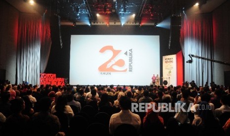   Suasana acara malam penganugerahan Tokoh Perubahan 2015 di Jakarta, Senin (21/3) malam.  (Republika/Agung Supriyanto)