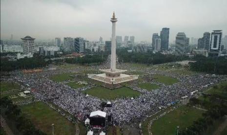 Suasana Aksi Damai Bela Palestina di Monumen Nasional.