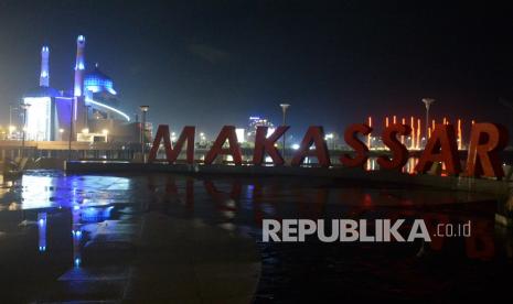 Suasana Anjungan Pantai Losari, Makassar, Sulawesi Selatan, beberapa waktu lalu.