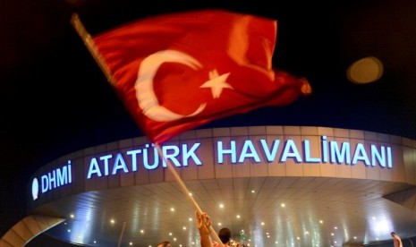 Suasana Bandara Attaturk, Istanbul