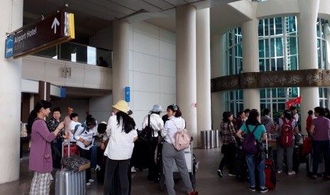 Suasana Bandara Ngurah Rai, Bali, pada Ahad (26/11).