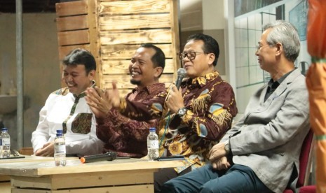 Suasana Bincang Kopi yang diselenggarakan oleh Lapak Kopi di Andalus City, Kota Cirebon.