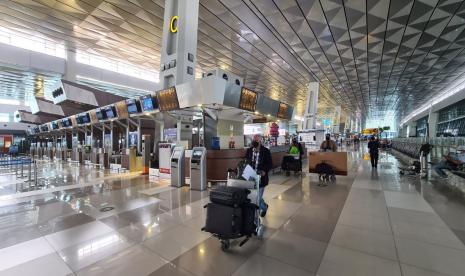 Suasana di Bandara Soekarno-Hatta. PT Angkasa Pura II menyebut Bandara Soekarno-Hatta bakal menjadi yang paling sibuk melayani penumpang yang akan mudik.