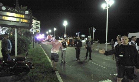 Suasana di lokasi serangan truk di Kota Rivera, Nice, Prancis