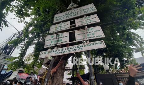 Suasana di markas sekitar markas FPI, Petamburan, Jakarta Pusat, Rabu (30/12). 