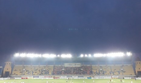 Suasana di Stadion Si Jalak Harupat, Soreng, Kabupaten Bandung, Sabtu (5/8) jelang kick off Persib Bandung vs PS TNI.