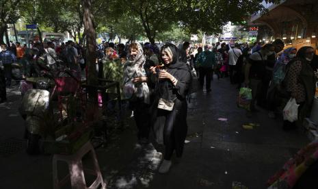 Suasana di Teheran, Iran, Selasa (21/6/2022)