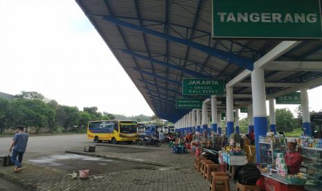 Suasana di Terminal Indihiang, Kota Tasikmalaya, Senin