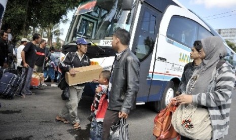   Suasana di Terminal Ubung, Denpasar, Bali.