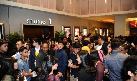 Suasana gala Premiere film 2014 di XXI Epicentrum, Jakarta (16/2)malam.