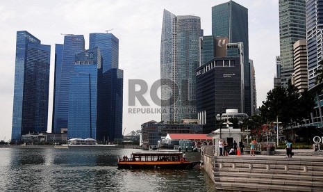 Suasana gedung-gedung bertingkat di Singapura, Kamis (13/2).