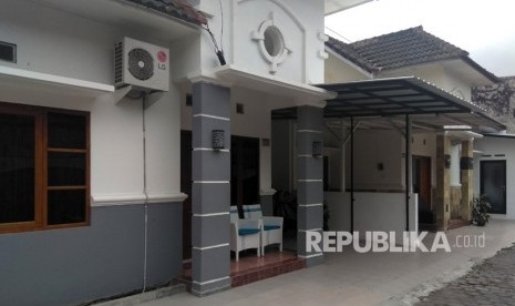 Suasana Homestay AW yang menjadi tempat kejadian perkara pesta  seks di Condongcatur, Kecamatan Depok, Kabupaten Sleman, DIY.