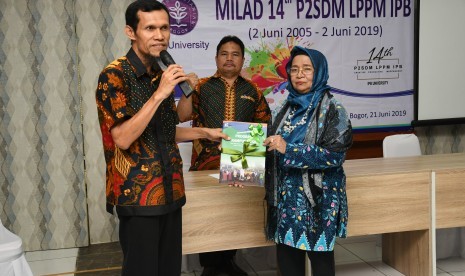 Suasana HUT ke-14 Pusat Pengembangan Sumberdaya Manusia (P2SDM) Lembaga Penelitian dan Pengabdian kepada Masyarakat (LPPM) IPB University.