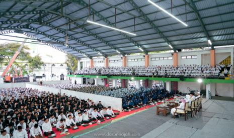 Pesantren Darunnajah Jakarta.