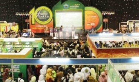 Suasana Islamic Book Fair.