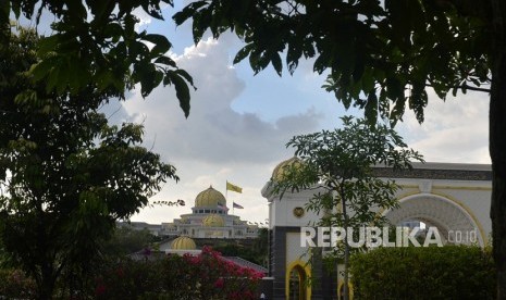 Petinggi UMNO berharap Situasi politik Malaysia tetap stabil. Suasana Istana Negara di Kuala Lumpur, Malaysia, Senin (24/2/2020).