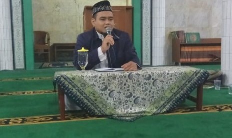 Suasana itikaf Ramadhan yang diadakan oleh Sekolah Bosowa Bina Insani (SBBI) di Masjid Al Ikhlas Bosowa Bina Insani.