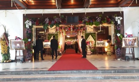 Suasana jelang akad nikah di Graha Saba, Solo, Rabu (8/11).