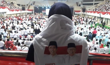 Suasana kampanye Calon Presiden (Capres) RI Nomor Urut 1, Joko Widodo (Jokowi) di GOR Ken Arok, Kota Malang, Senin (25/3).