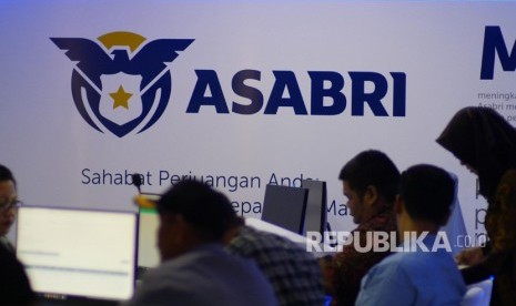 Suasana kantor PT Asuransi Sosial Angkatan Bersenjata Republik Indonesia (Persero) PT Asabri di Kantor Pusat Asabri di Jakarta, Kamis (20/12). Mabes Polri telah menaikkan status kasus dugaan korupsi di PT Asabri ke penyidikan. (ilustrasi)