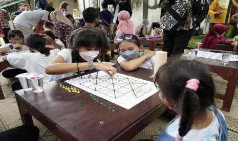 Suasana kegiatan Jogja Folk Game Festival di Padukuhan Tamanan, Tamanmartani, Kalasan, Sleman, DIY.