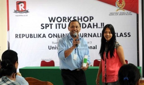 Suasana kegiatan Republika Online Journalism Training di Universitas Nasional Jakarta, Rabu (27/2).