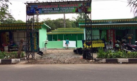 Suasana Kios Bunga Rawajati, Pancoran, Jakarta Selatan, Selasa (27/6).