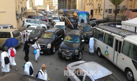  Suasana kota Makkah yang dikepung kemacetan lalu lintas pada Hari Raya Idul Adha, Jumat (1/9).