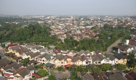 Suasana kota Medan terlihat dari udara.