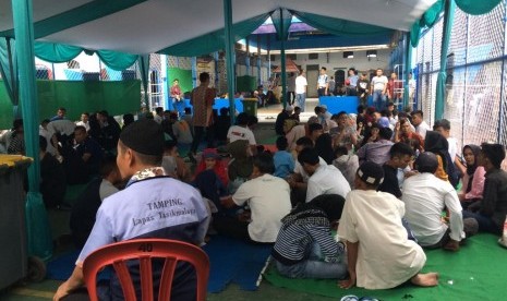 Suasana Lebaran di Lapas Kelas II B Tasikmalaya, Rabu (5/6). Sebanyak 219 warga binaan mendapatkan remisi khusus Hari Raya Idul Fitri 1440 H, tiga orang di antaranya langsung dibebaskan. 