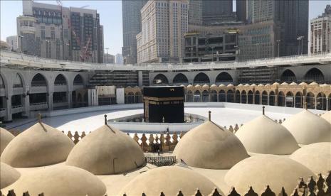 Nikmati Pengalaman Virtual Berkunjung ke Masjidil Haram. Suasana Masjidil Haram yang sepi akibat pandemi Corona.