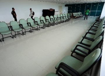 Suasana Media Center yang terdapat di kantor INASOC, Palembang, Sumatera Selatan, Rabu (9/11).