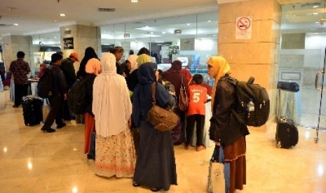 Suasana milad Jaringan Sekolah Islam Terpadu (JSIT) mulai berdatangan dan mendaftar dalam rangkaian acara milad JIST ke-10 di Jakarta, beberapa waktu lalu.