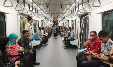 Suasana MRT Jakarta