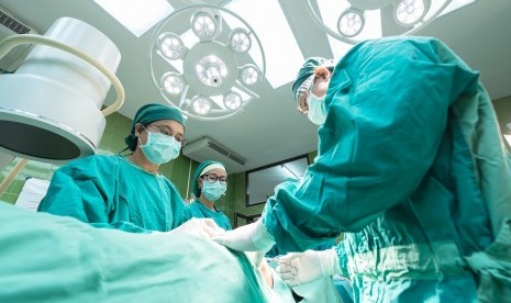 Operasi Nanoknife Sembuhkan Ribuan Pria di Inggris dari Kanker Prostat