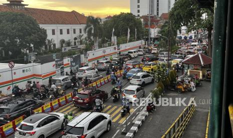 Suasana Padatanya Kendaraan di Kawasan Malioboro dan sekitarnya, di momen Libur Lebaran.