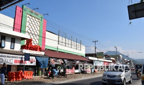 Suasana Pasar Limbangan, Garut. Pasar ini menjadi salah satu titik yang kerap mengalami kemacetan saat arus mudik Lebaran. 