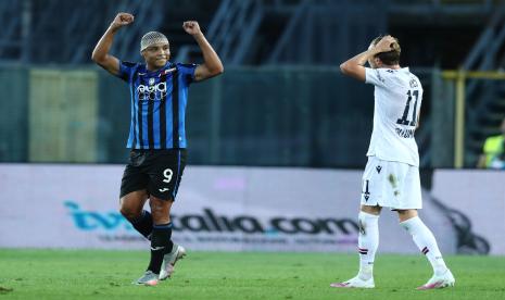 Suasana pascalaga Atalanta vs Bologna, Rabu (22/7).