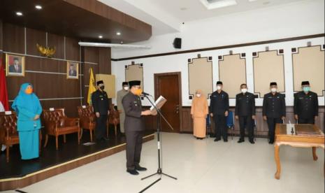 Suasana pelantikan jabatan pimpinan tinggi pratama di lingkup Pemkot Sukabumi, Jumat (31/12)