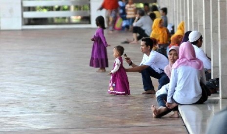 Suasana pelataran Masjid Istiqlal beberapa waktu lalu.