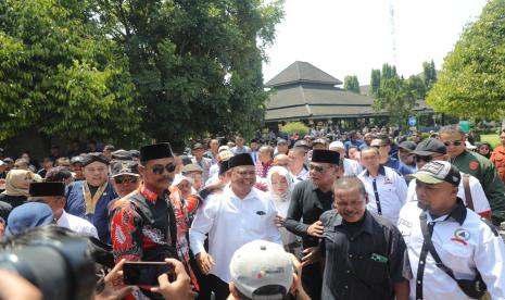 Suasana pelepasan Harda Kiswaya yang purnatugas dari jabatannya sebagai Sekretaris Daerah (Sekda) Kabupaten Sleman, Rabu (31/1/2024). 