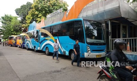 Badan Pengelola Transportasi Jabodetabek (BPTJ) Kementerian Perhubungan (Kemenhub) bakal meluncurkan layanan angkutan umum massal dengan konsep Bus Rapid Transit (BRT) di Kota Bogor, Jawa Barat, pada Selasa (2/11).