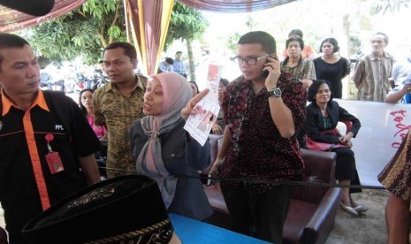 Suasana Pemungutan Suara Ulang (PSU) pemilihan presiden di TPS 03 Kelurahan Pinang Jaya, Kecamatan Kemiling, kota Bandar Lampung, Selasa (15/7).(Mursalin Yasland/Republika).