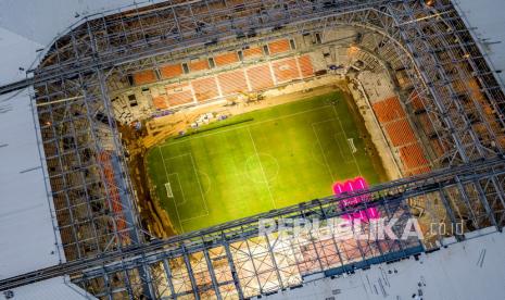 Suasana pencahayaan Jakarta International Stadium (JIS) di Tanjung Priok, Jakarta, Sabtu (11/12/2021).