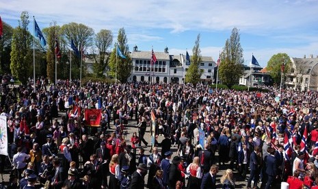 Suasana perayaan hari kemerdekaan Norwegia setiap 17 Mei.